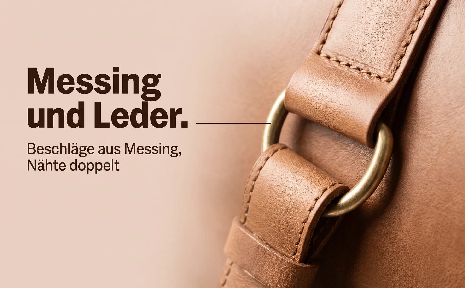 A+ Bild „Makro-Detail“ für Weekender aus Leder, 45 l im Stil Duotone in Produktfarbe: Messing und Leder., Beschläge aus Messing, Nähte doppelt